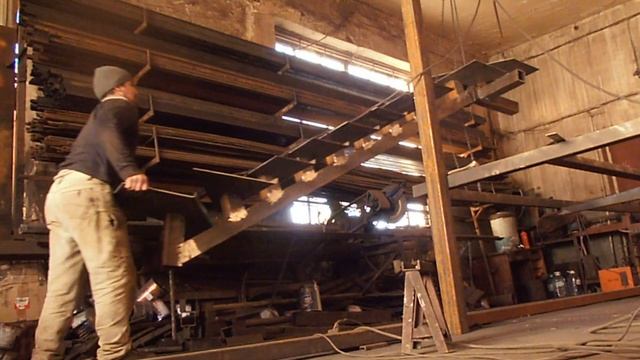 ?Лестница в ОДИНОЧКУ Монокосоур смотреть онлайн