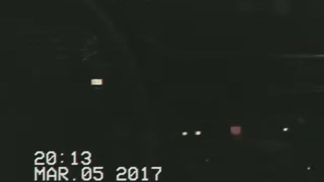 Vhs фильтр, отличное видео со звуком как в старых добрых 90х очень атмосферно и интересно смотреть онлайн