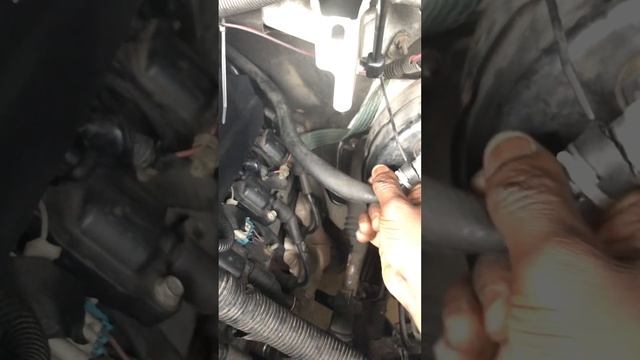 2012 Chevy Tahoe 5.3 v8 Knock sensor/Brake Booster Hose location ( Both ) смотреть онлайн