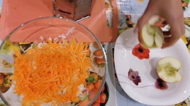 САЛАТ из редьки яблок и моркови. Полезный сочный вкусный смотреть онлайн