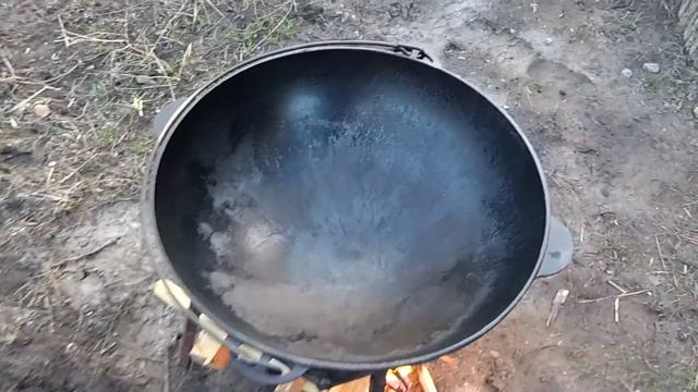 Тестируем новую подставку для казана, готовим плов. смотреть онлайн