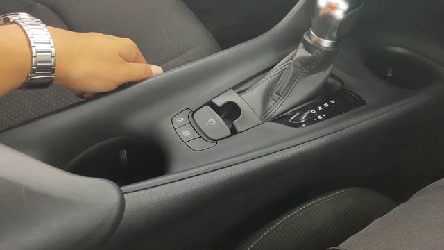 Toyota C-HR - 1.2L TURBO MALAYSIA смотреть онлайн