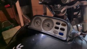 V MAX 1200 Дополнительный датчик давления масла