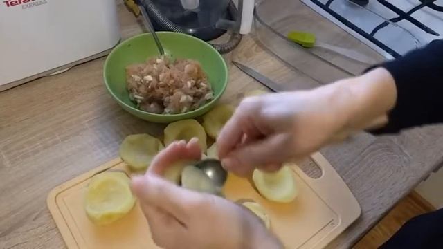 Фаршированный картофель с мясным фаршем смотреть онлайн