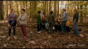 Cobra Kai 2 сезон | Драка Ястреба и Мигеля в ЛЕСУ!