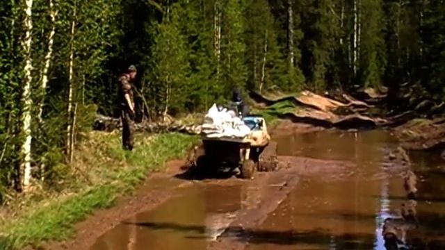 МАХ - глина засасывает прицеп.MOD смотреть онлайн