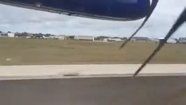 Landing at Grantley Adams International Airport, Bridgetown, Barbados смотреть онлайн