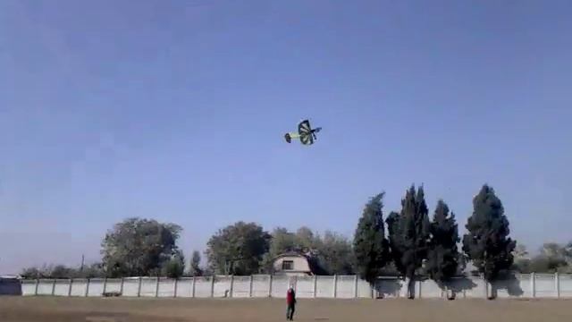 Первый полет кордовой пилотажки под OS 40 FP смотреть онлайн