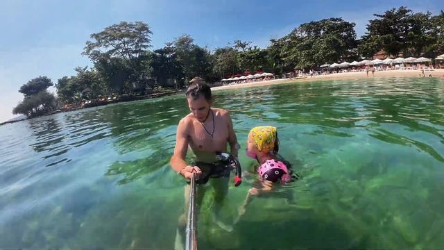 ТАИЛАНД.ПАТТАЙЯ. Зоопарк Khao Kheow, грабёж среди белого дня. На байке по острову Самет. смотреть онлайн