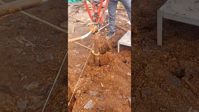 Закрутка сваи мотобуром и гайковертом .. смотреть онлайн