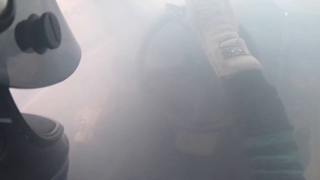 JAMES DEANE DRIFTS A 900BHP MUSTANG | IT GOES ON FIRE! смотреть онлайн