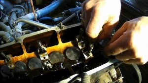 ауди 100 с4 замена маслосъемных колпачков