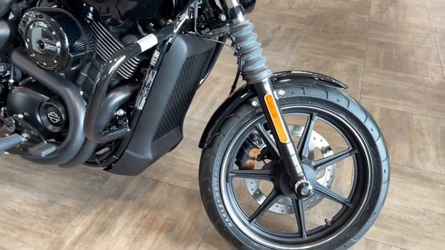 Street 750 Harley-Davidson vivid black смотреть онлайн