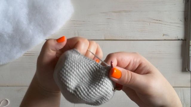 Зайка крючком. МК заяц. Голова, туловище, ручки. Crochet hare. Часть 1 смотреть онлайн