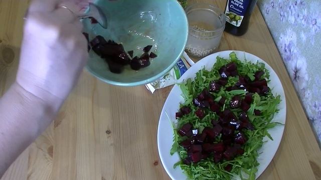 свекольный САЛАТ с рукколой и сыром — просто и быстро? смотреть онлайн
