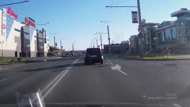 Нисан Ноте двойная сплошная смотреть онлайн