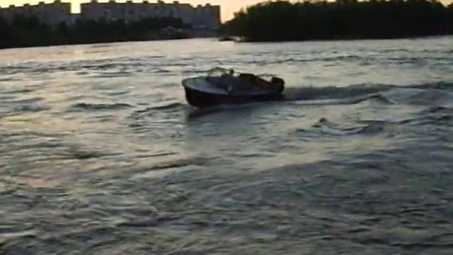 катер амур мотор 70 л.с.