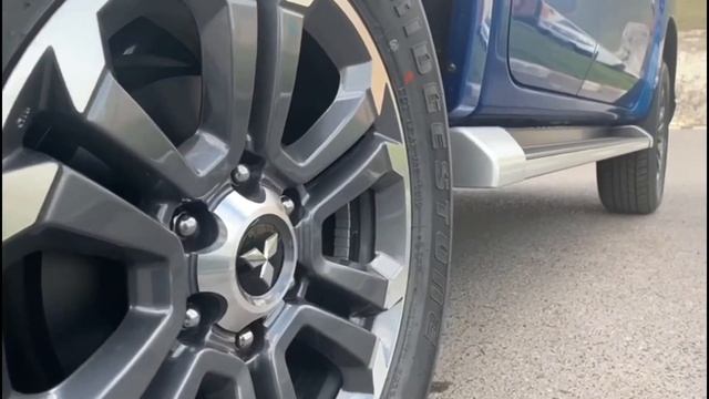 Mitsubishi L200 смотреть онлайн