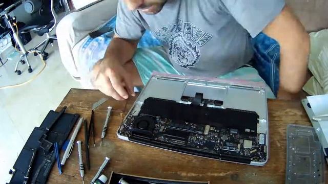 Apple MacBook Air 2013 A1466 Replacement