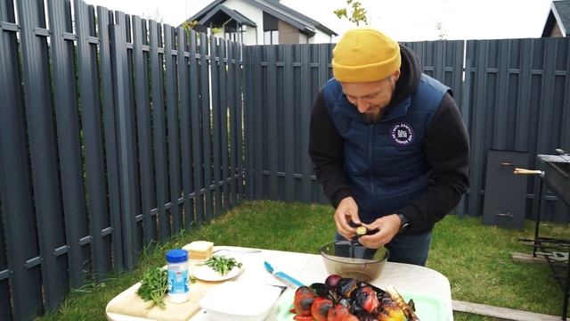 Я НАШЕЛ ИДЕАЛЬНЫЙ САЛАТ... Но его НИКТО не готовит! Почему!? смотреть онлайн