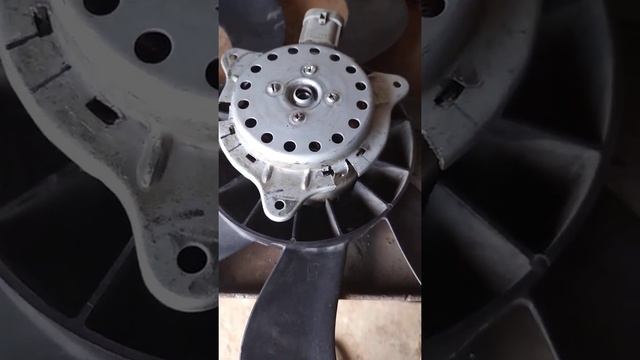 Ниссан Кашкай ремонт мотора вентилятора, замена втулки смотреть онлайн