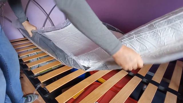 How To Unbox & Install Your Emma Mattress смотреть онлайн