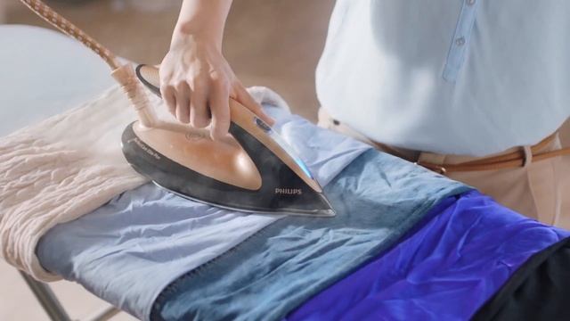 Умный парогенератор Philips PerfectCare Elite Plus смотреть онлайн