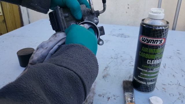 TOYOTA YARIS 2010 THROTTLE BODY CLEANING смотреть онлайн