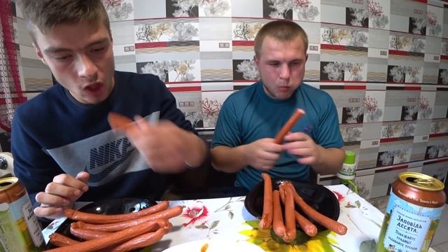 3 КГ ОХОТНИЧЬИХ КОЛБАСОК КТО ПЕРВЫЙ БОЛЬШЕ СЪЕСТ / СЪЕЛ МНОГО ЕДЫ ЗА РАЗ СТАЛО ПЛОХО смотреть онлайн