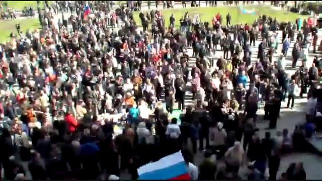 Гимн СССР и Интернационал в Донецке 7 апреля 2014 смотреть онлайн