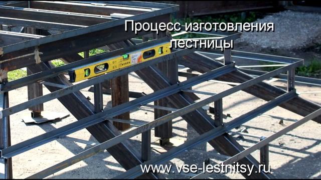 Входная лестница в частный дом на металлокаркасе смотреть онлайн