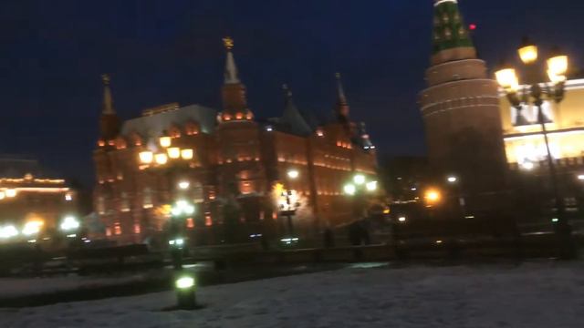 Как выглядит ночная Москва?) смотреть онлайн
