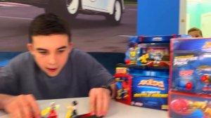 ПОМЕНЯЛИСЬ КОМНАТАМИ НА 24 ЧАСА ! Акедо, Аркадные супербойцы