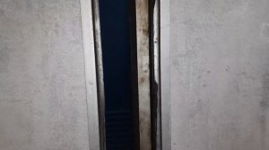 Лифты КМЗ 320 и 500 кг по 1 м/с в идеальном состоянии, но второй лифт странно закрывает двери