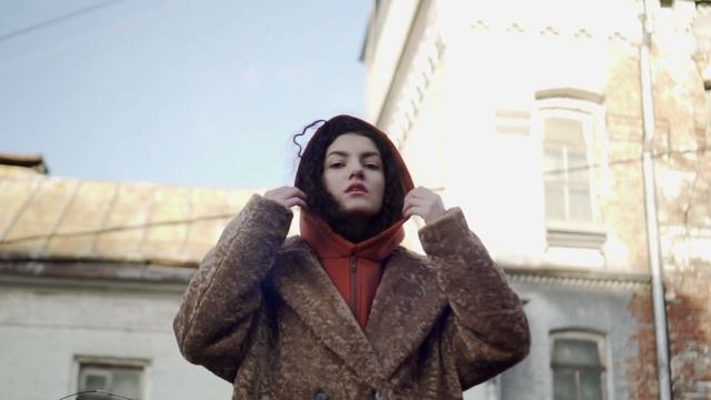 Съемные капюшоны UNU clothing смотреть онлайн