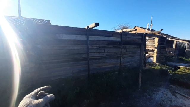 ЧТО НАМ СТОИТ ДОМ ПОСТРОИТЬ. ДЕРЕВЕНСКИЙ ПАРЕНЬ.