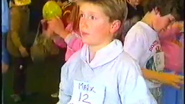 ITV "Coast to Coast" Littlehampton Swimming Pool 1985 YoYo Competition смотреть онлайн