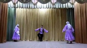 Коллектив «Дуслык» татарский шуточный танец