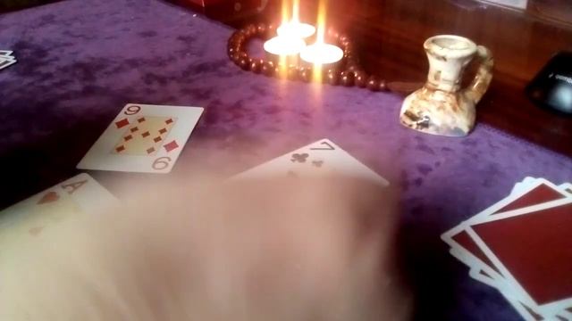 Червовый король- Бубновая дама. Отношения на загаданный период. смотреть онлайн