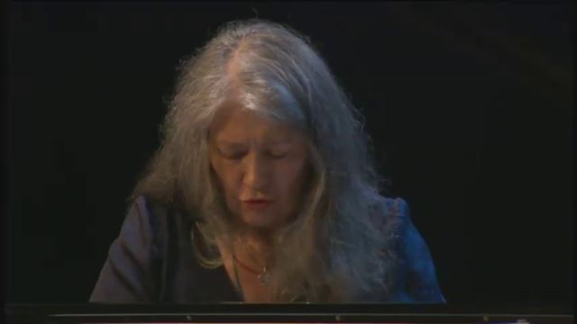 Beethoven: Piano Concerto No. 2, Mvmt. 3 - Argerich, Takács-Nagy, VFCO смотреть онлайн