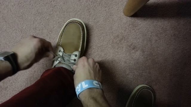 How to tie Sperry Topsider Shoes Correctly смотреть онлайн