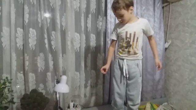 я попал в армию и мне надо было найти 6 шариков! смотреть онлайн