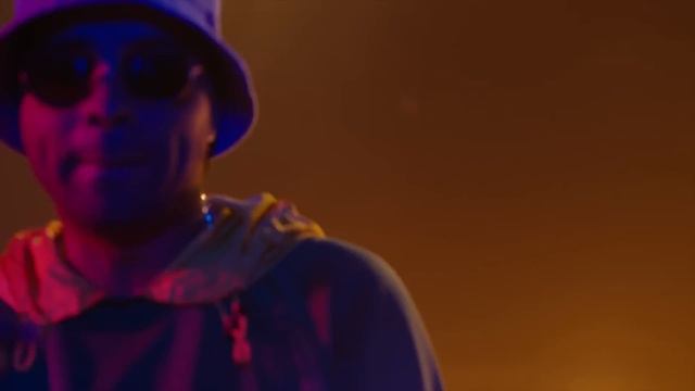 Chencho x Farruko x Darell x Brytiago - Ella Fuma [Official Video] смотреть онлайн