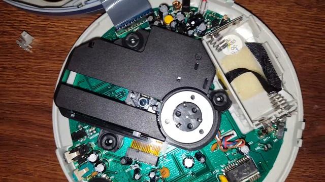 Плохой СД плеер Tevion MD6413.Часть 2. смотреть онлайн