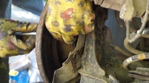 Как снять прикипевший тормозной диск или простой съемник из домкрата автомобиля