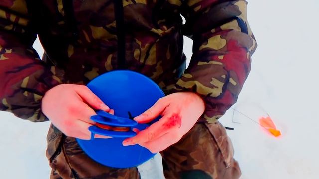 Как ставить жерлицы. Как правильно ловить на жерлицы. Лайфхак. смотреть онлайн