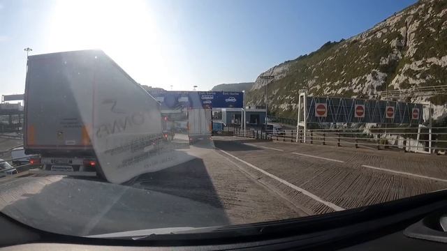 DODÁVKOU DO ANGLIE смотреть онлайн