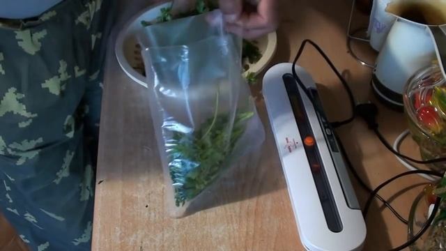 Первые заготовки на зиму с вакууматором!!! смотреть онлайн