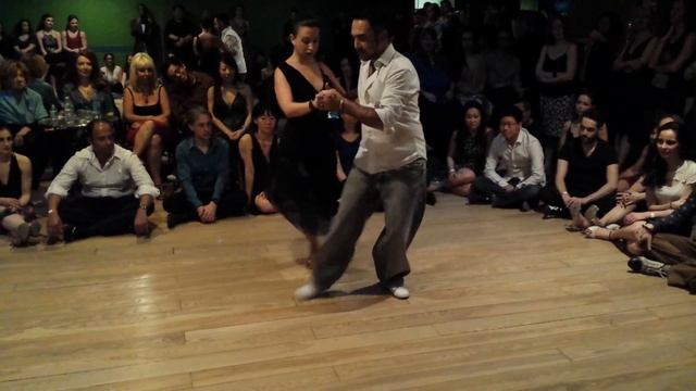 Argentine Tango: Marisol Morales & Alejandro Larenas @ Mala leche смотреть онлайн