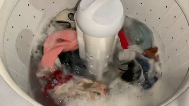 Duelo de lavadoras Electrolux lac16 e Brastemp baby mondial blk20 смотреть онлайн